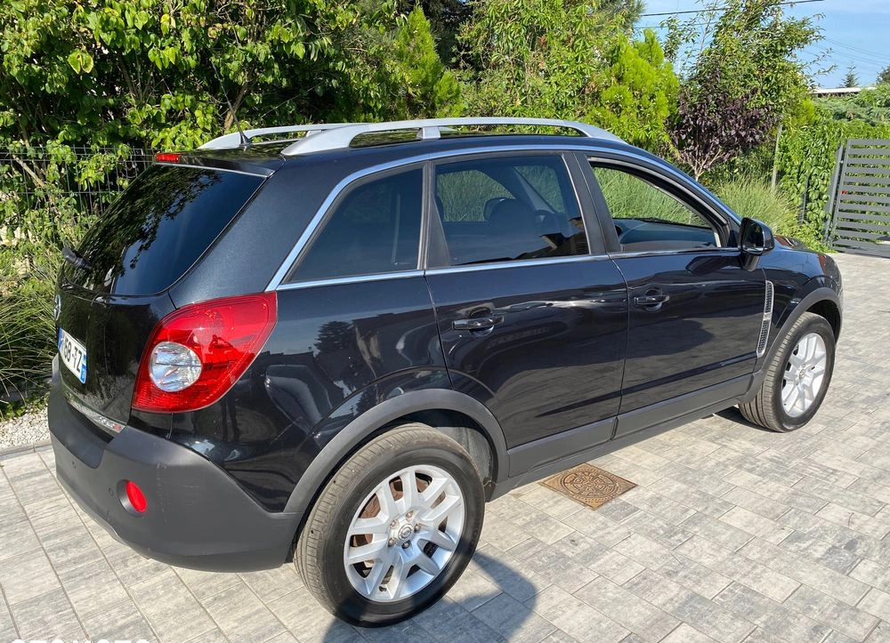 Opel Antara cena 28900 przebieg: 196129, rok produkcji 2009 z Poznań małe 497